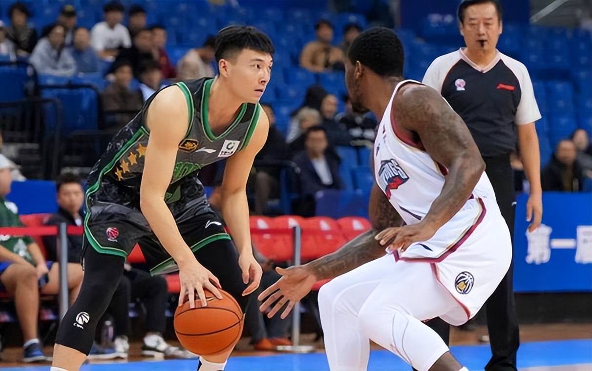 包含里程碑夜山东男篮绝杀压哨,CBA常规赛加时末段刷纪录,引发热议,阵容厚度经受考验的词条 包含里程碑夜山东男篮绝杀压哨,CBA常规赛加时末段刷纪录,引发热议,阵容厚度经受考验的词条